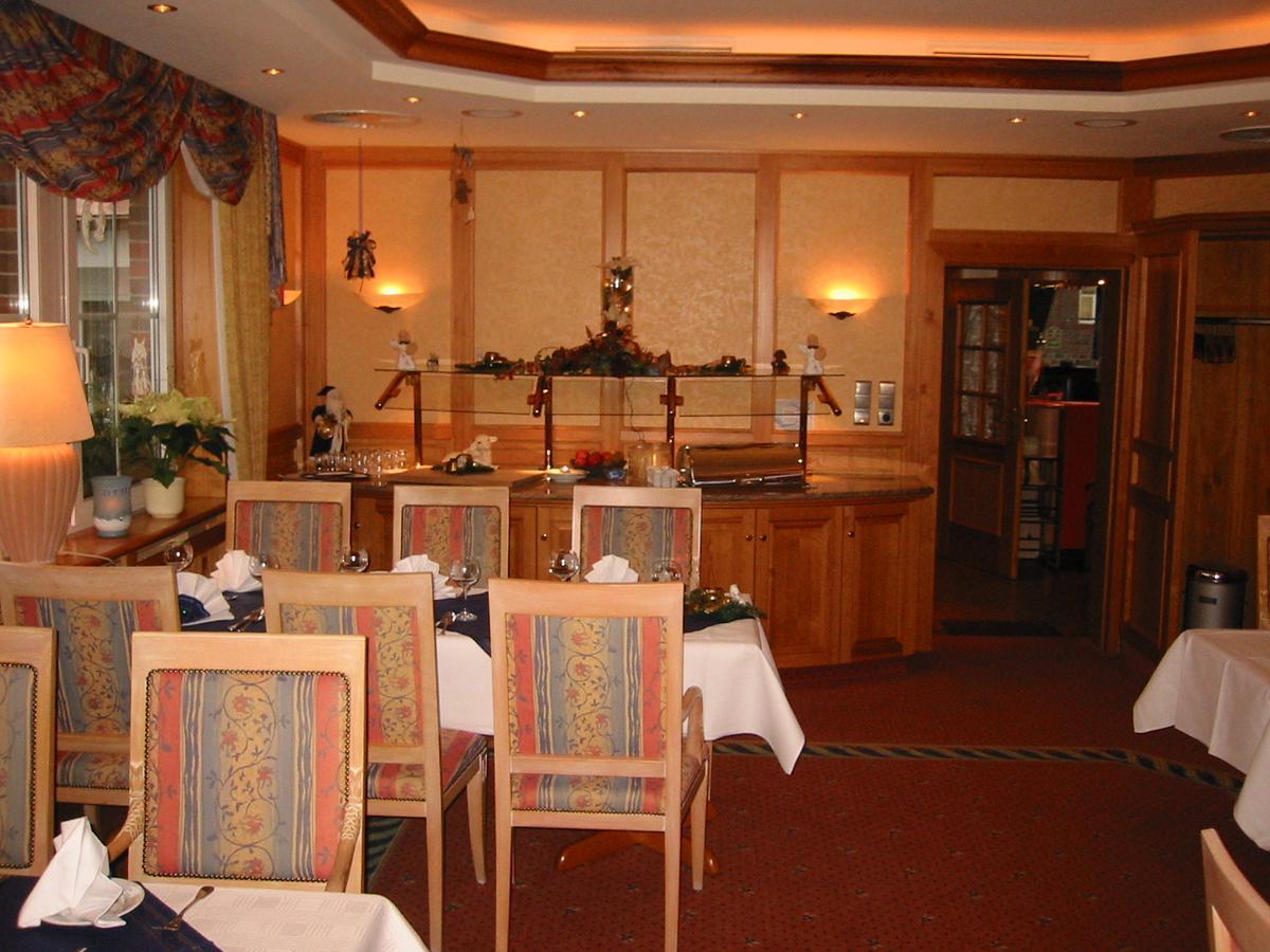 Landhotel Heiner Meyer Wahrenholz Exterior photo